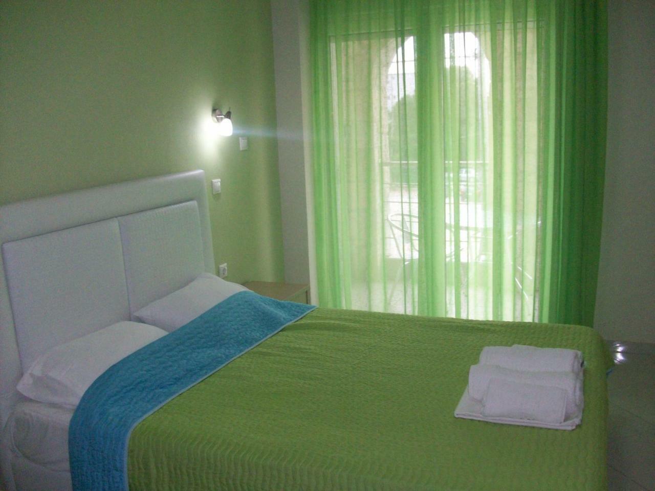 Mavridis Rooms Nikiti  Exterior photo
